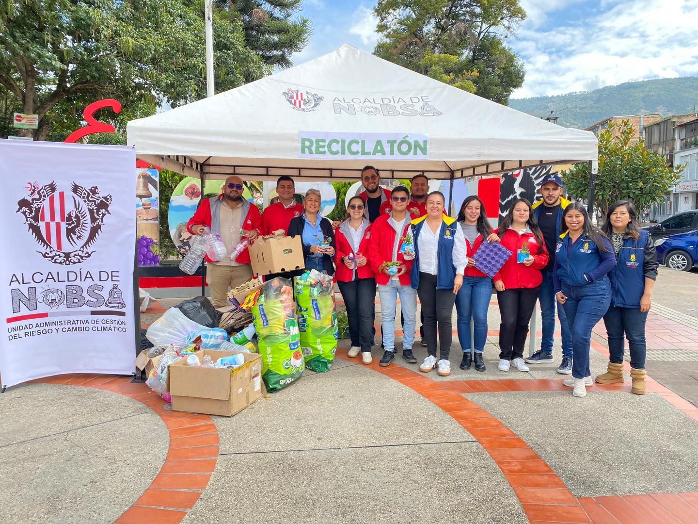Jornada de intercambio ambiental promovió el reciclaje y la entrega de plantas en Nobsa